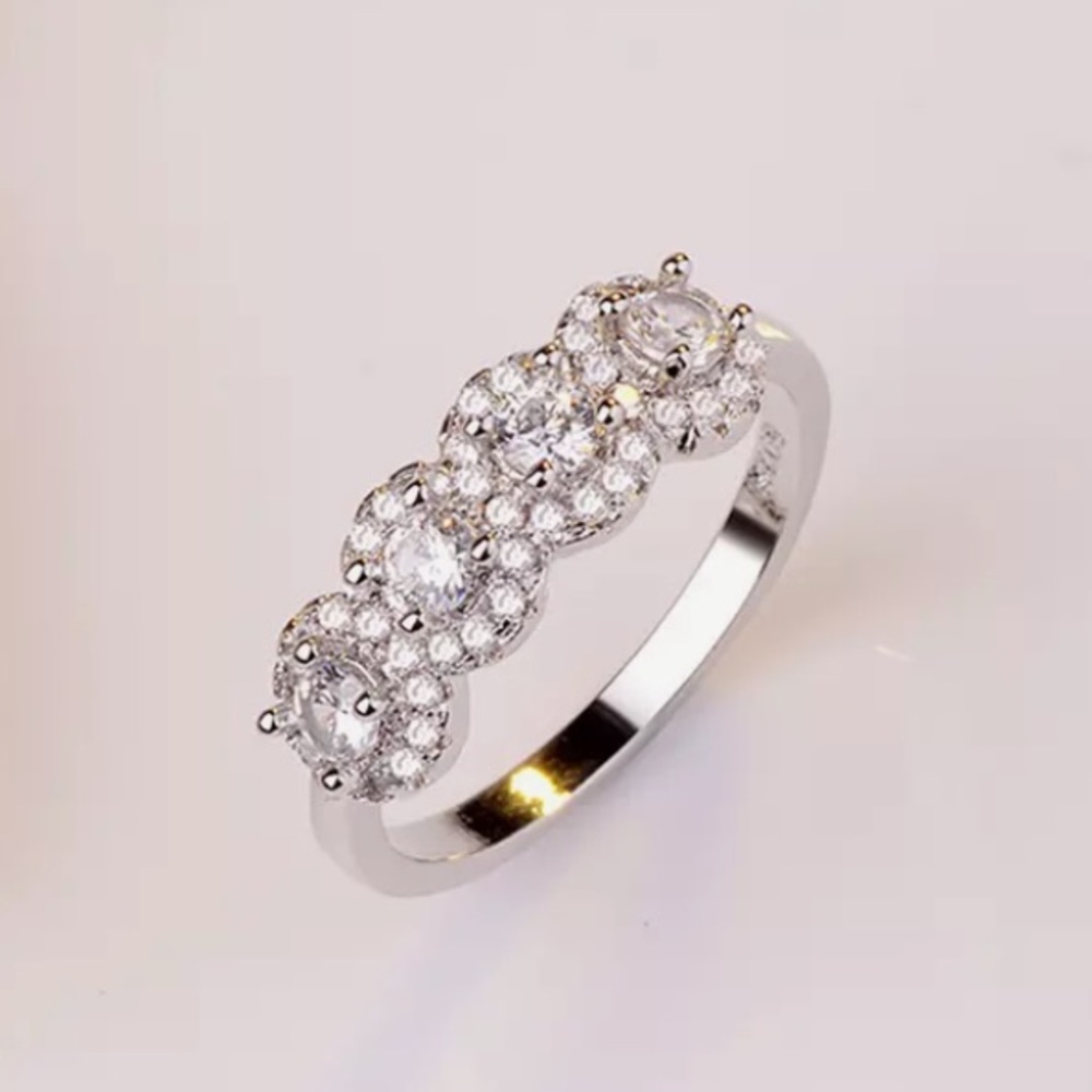 ❤️BEAUTIFUL REAL 925 STERLING SILVER RING WITH CZ MICRO INLAY DESIGN❤️